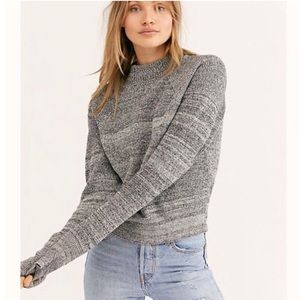 Free People Too Good Sweater Size XS Heather Gray Mock Neck Marled Crop